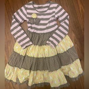 Mustard pie dress size 5